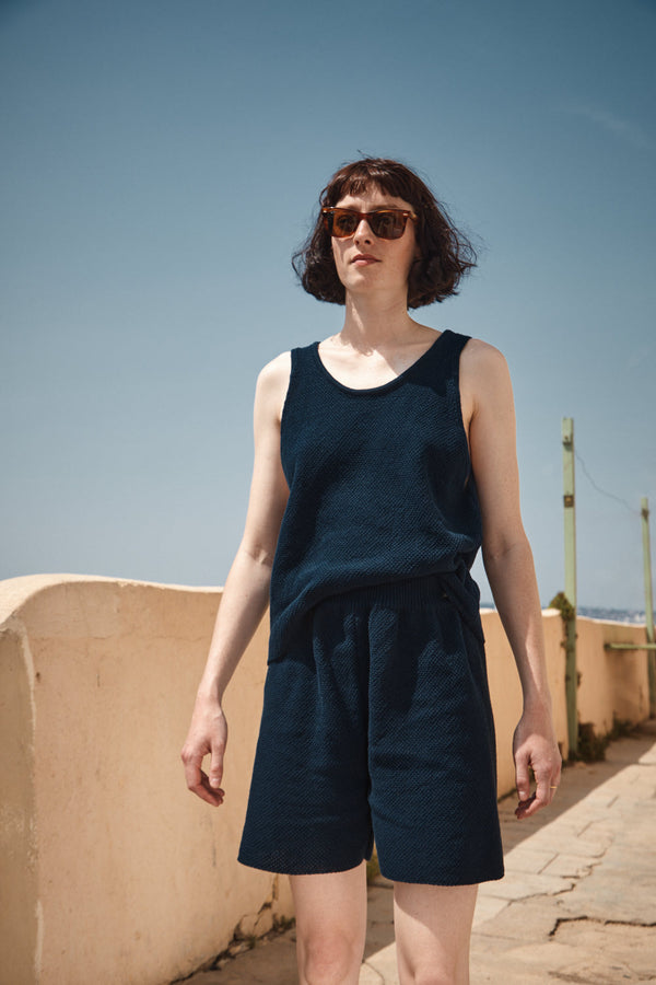 BILLIE Knitted Shorts in Organic Cotton - Navy Blue