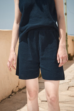 BILLIE Knitted Shorts in Organic Cotton - Navy Blue