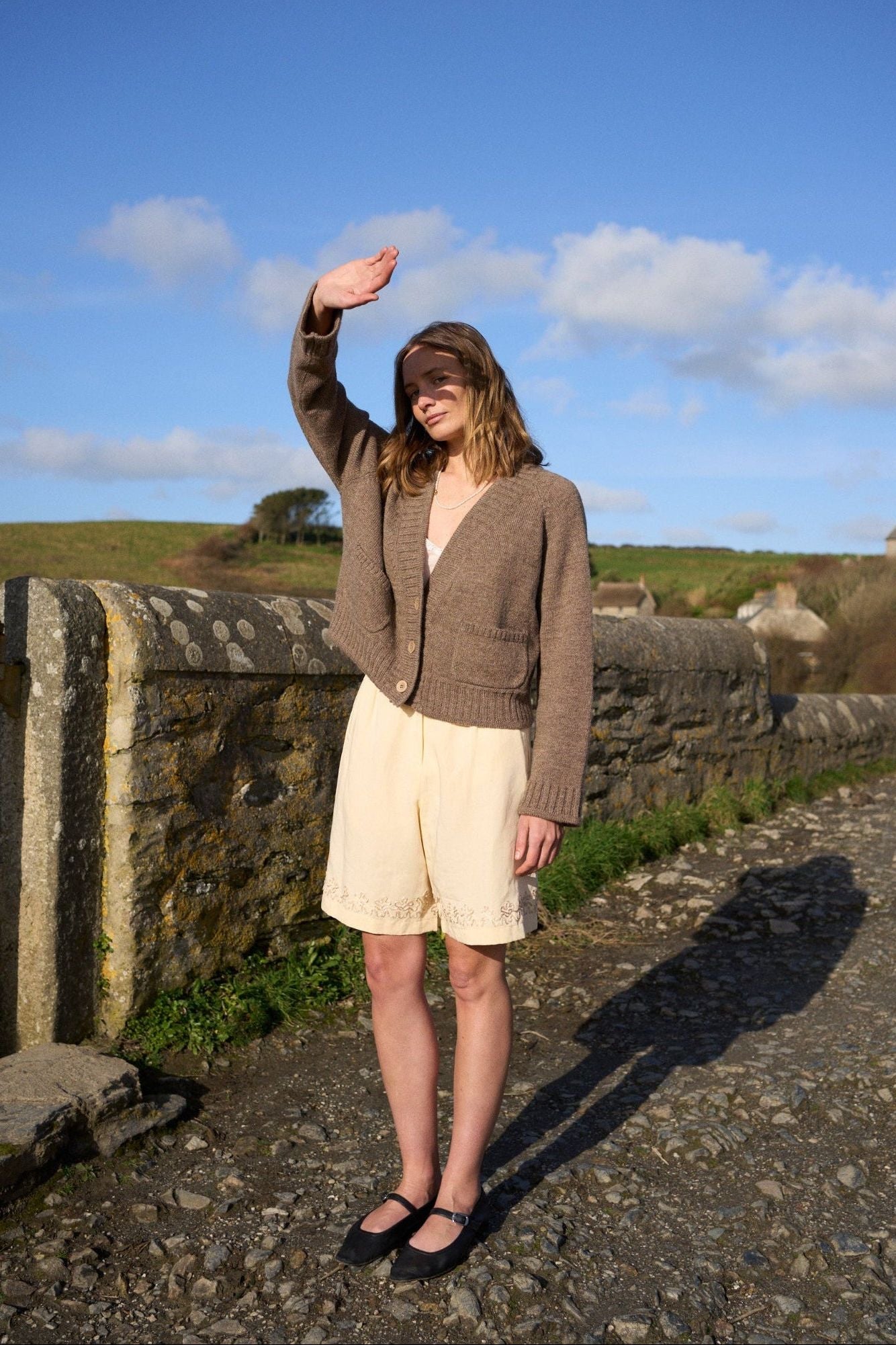 Ingleton Crop Cardigan in Loam