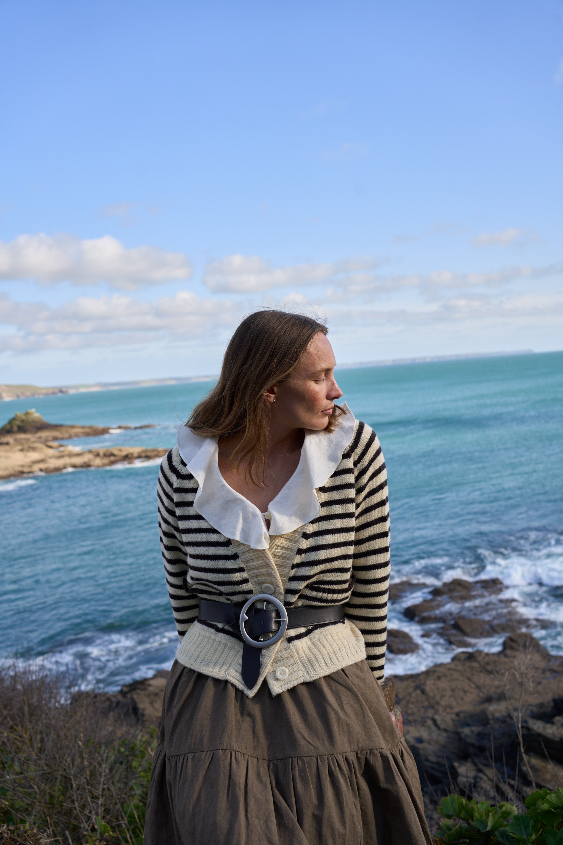 Ingleton Crop Cardigan in Ecru & Dark Chocolate