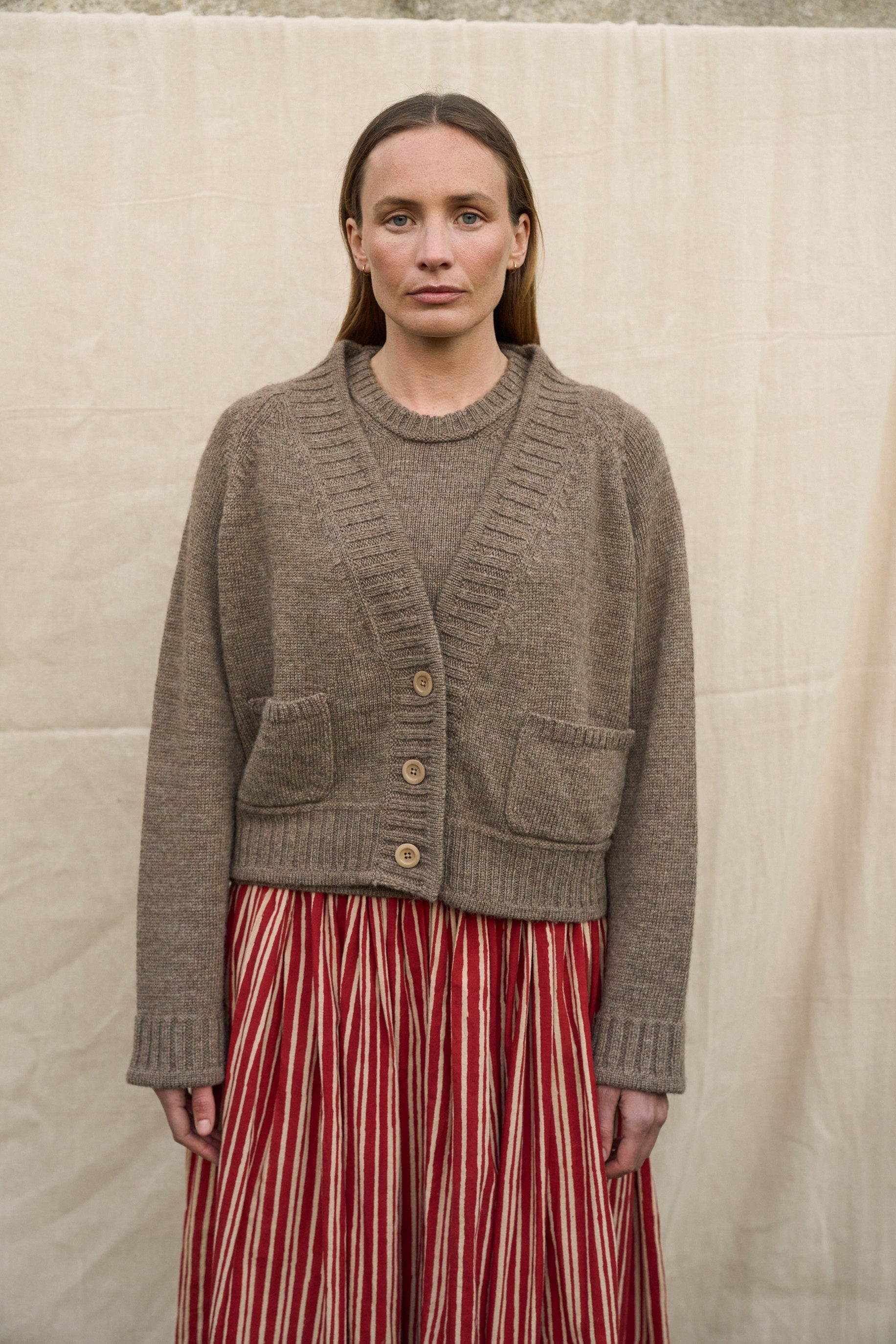 Ingleton Crop Cardigan in Loam