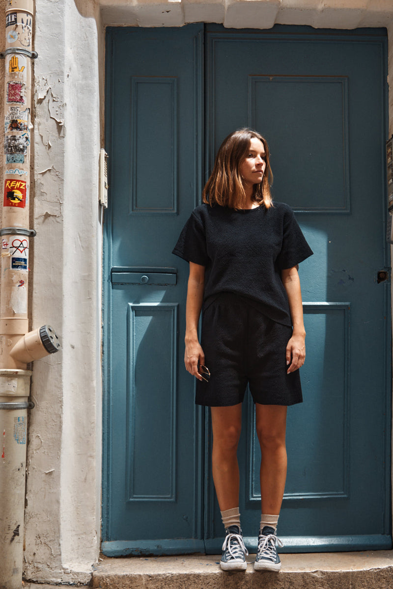 LÉA Short-Sleeve Tee in Organic Cotton - Black