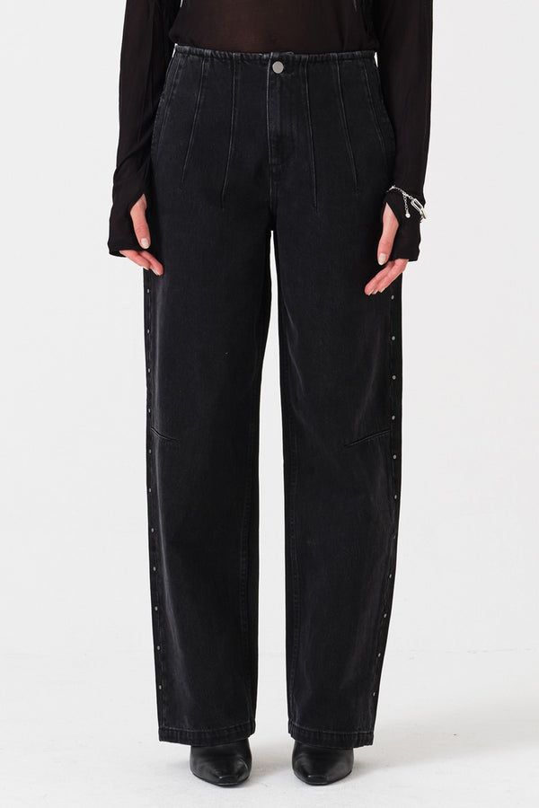 Noah Barrel Leg Studded Jean in Fairbanks