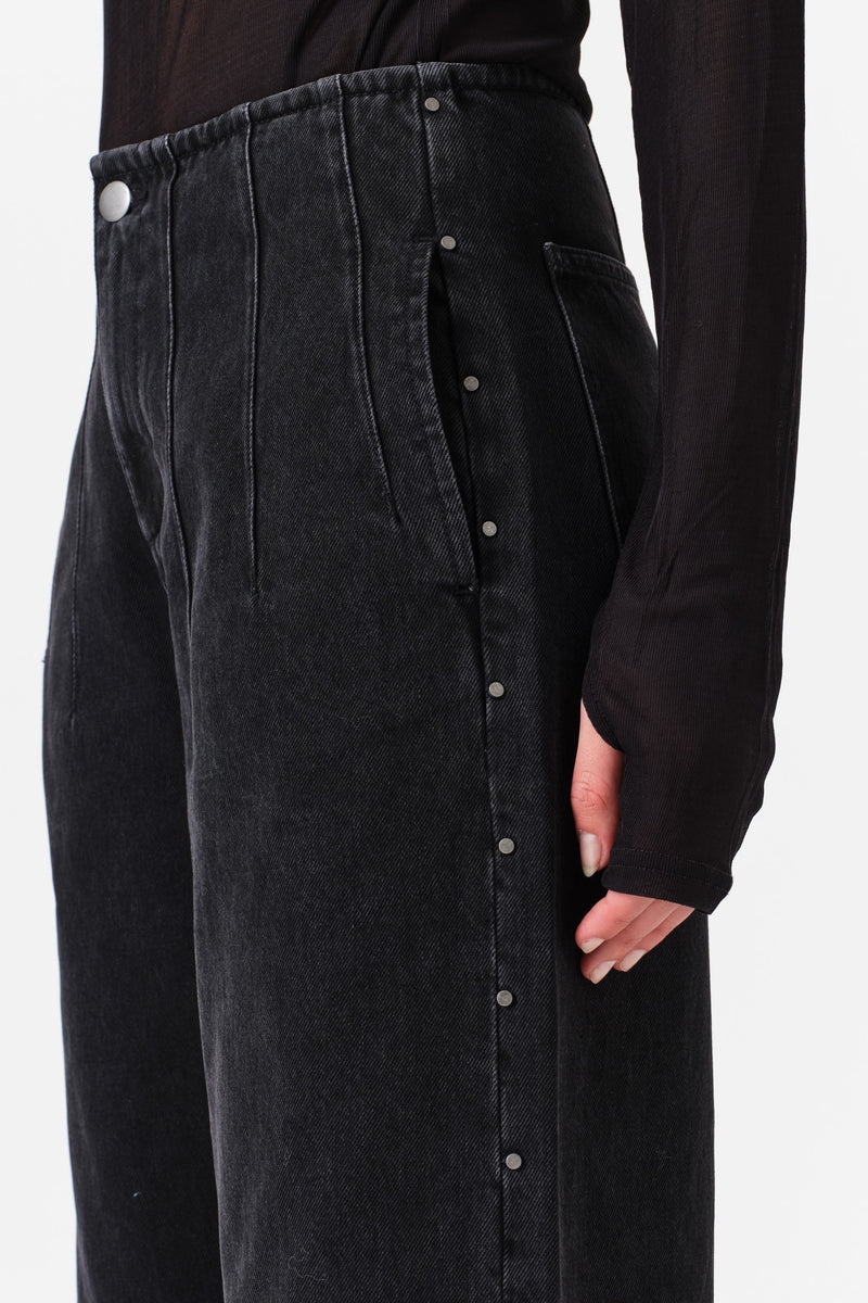 Noah Barrel Leg Studded Jean in Fairbanks