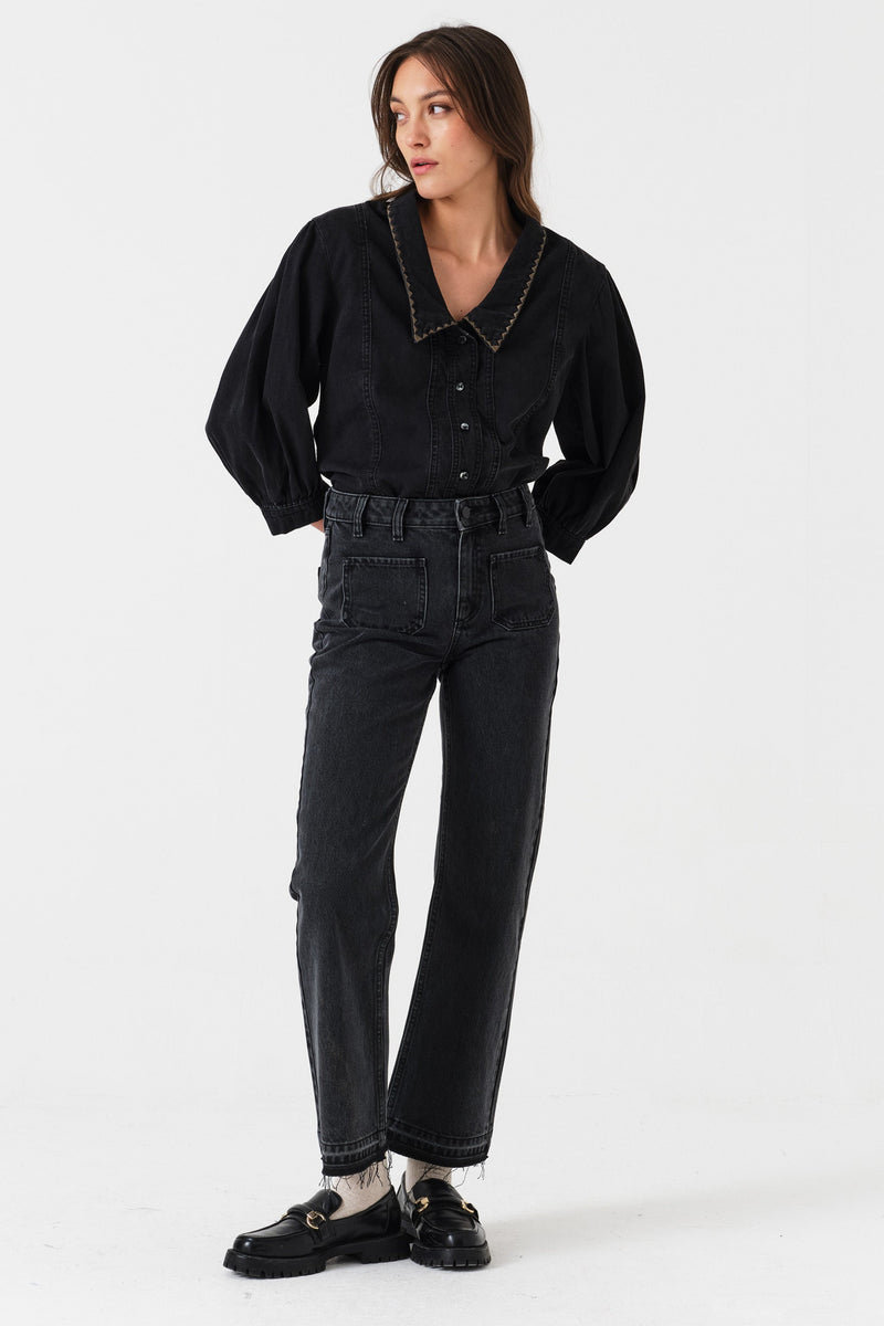 Gigi Kick Flare Jean in Raven