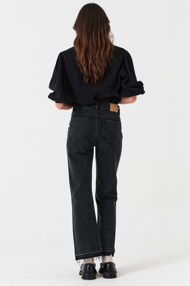 Gigi Kick Flare Jean in Raven