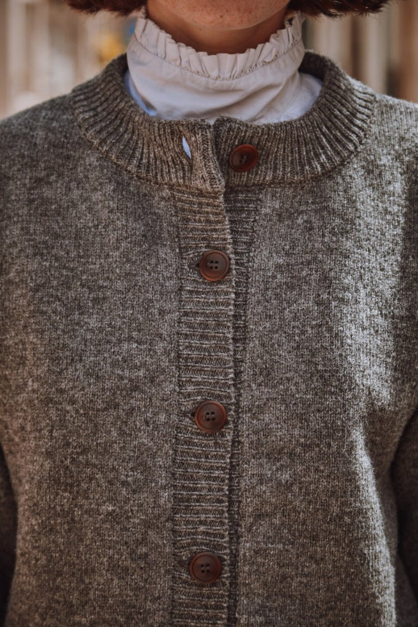 SANDRA Funnel-Neck Cardigan in Merino Wool - Ash Grey - 100% cruelty- free and sustainable knitwear - L'envers 