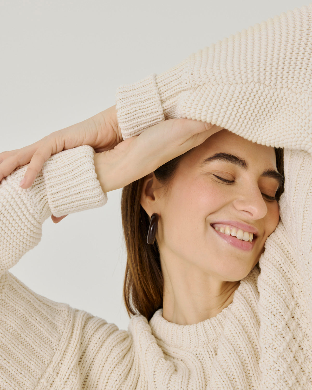 Delčia: Oat Cotton Sweater