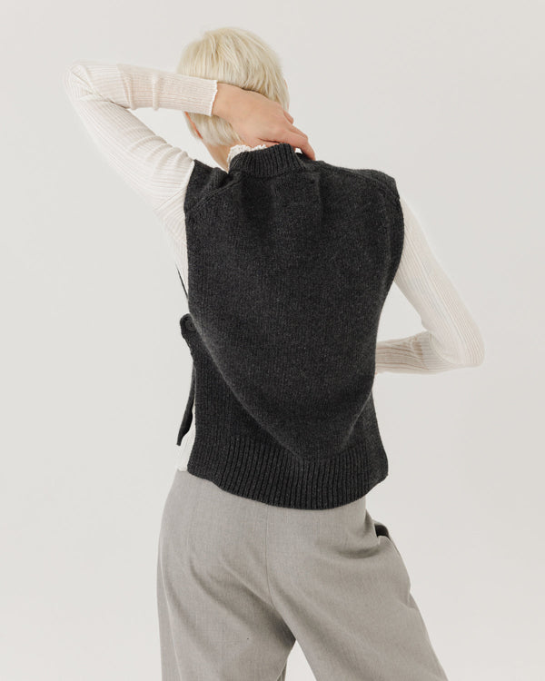 Giria: Charcoal Wool Vest