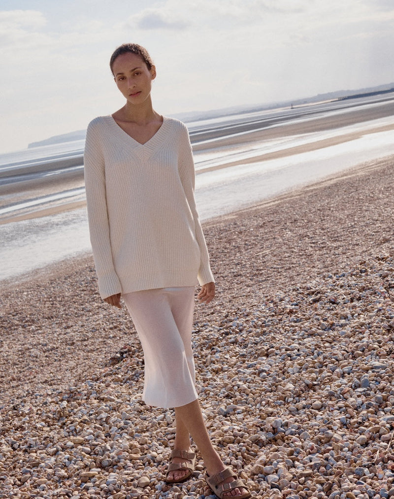 The SLOUCHY HEIRLOOM V - Organic Cotton & Wool