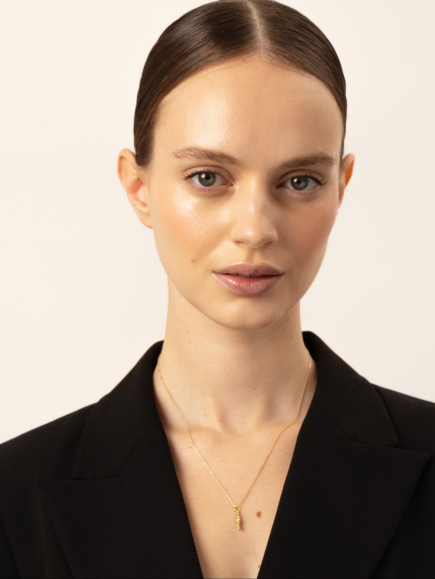 Twirl Necklace 14k Gold