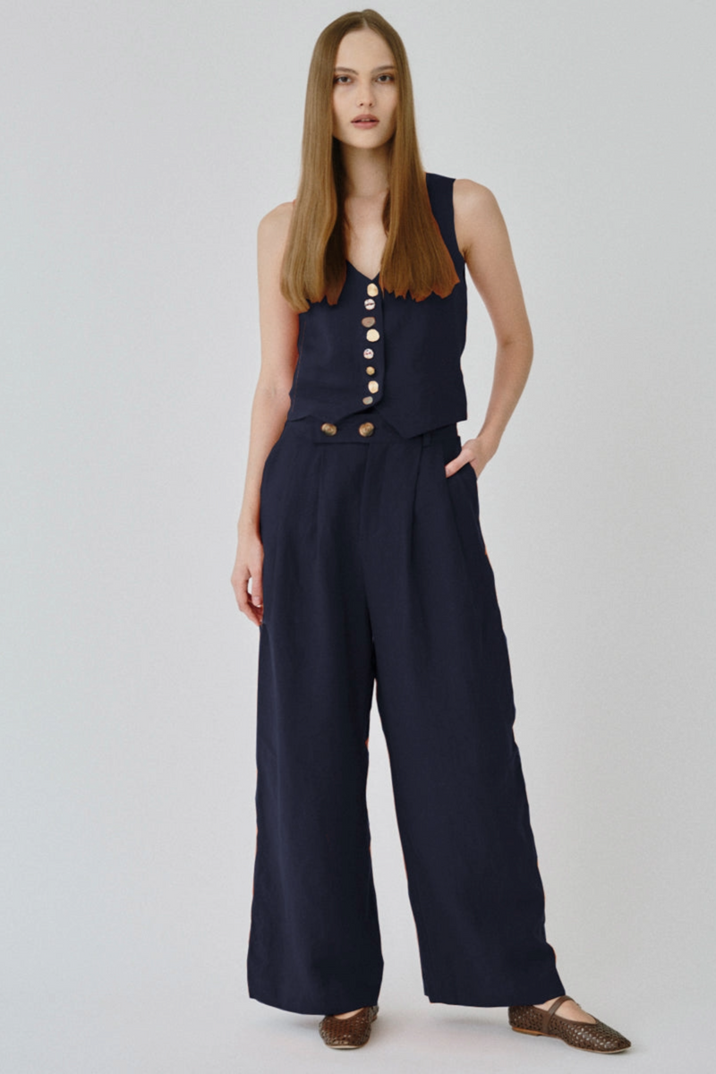 Celeste Linen Trousers in Navy