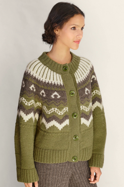 Fleetwood Cardigan in Moss with Ecru & Peat