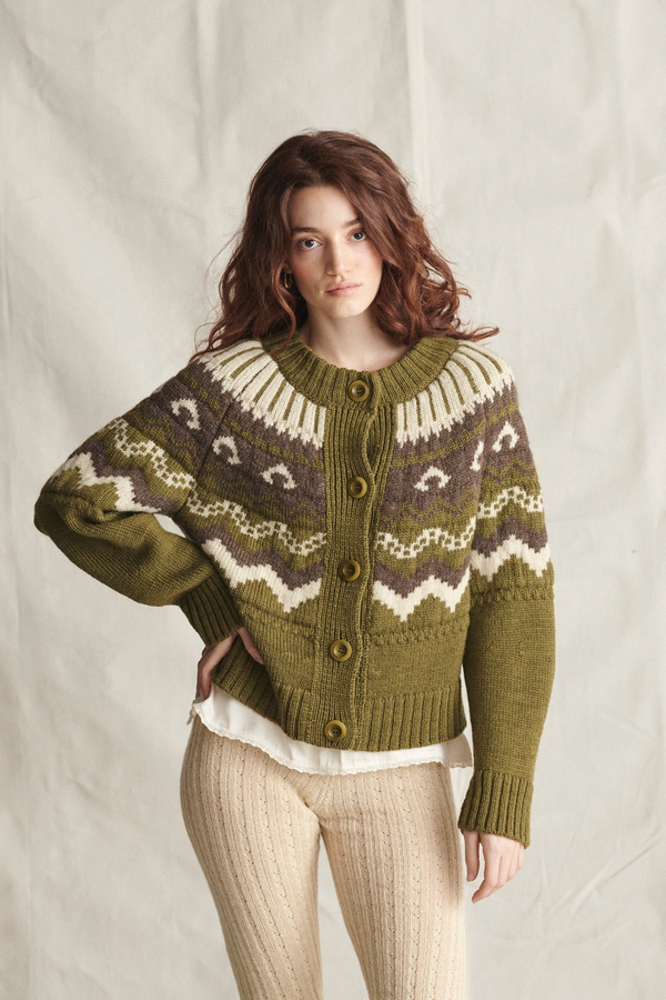 Fleetwood Cardigan in Forest with Ecru & Peat