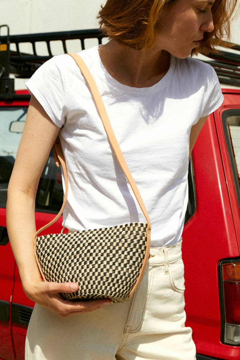 Crossbody Basket Natural