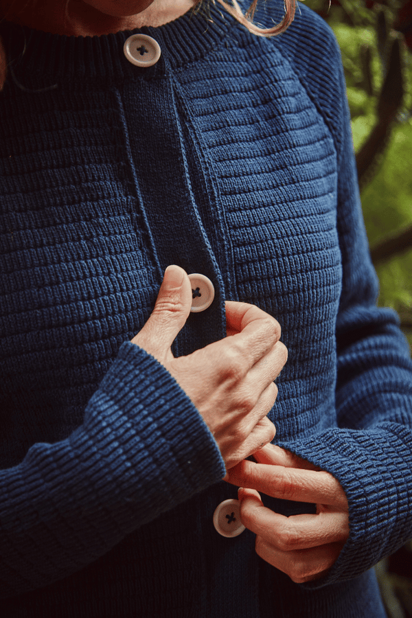 VALÉRIE Cropped Cardigan in Organic Cotton - Navy Blue