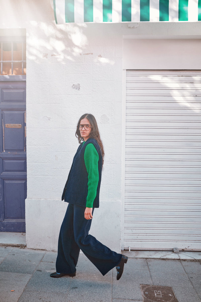VERA Sleeveless Vest in Merino Wool - Navy