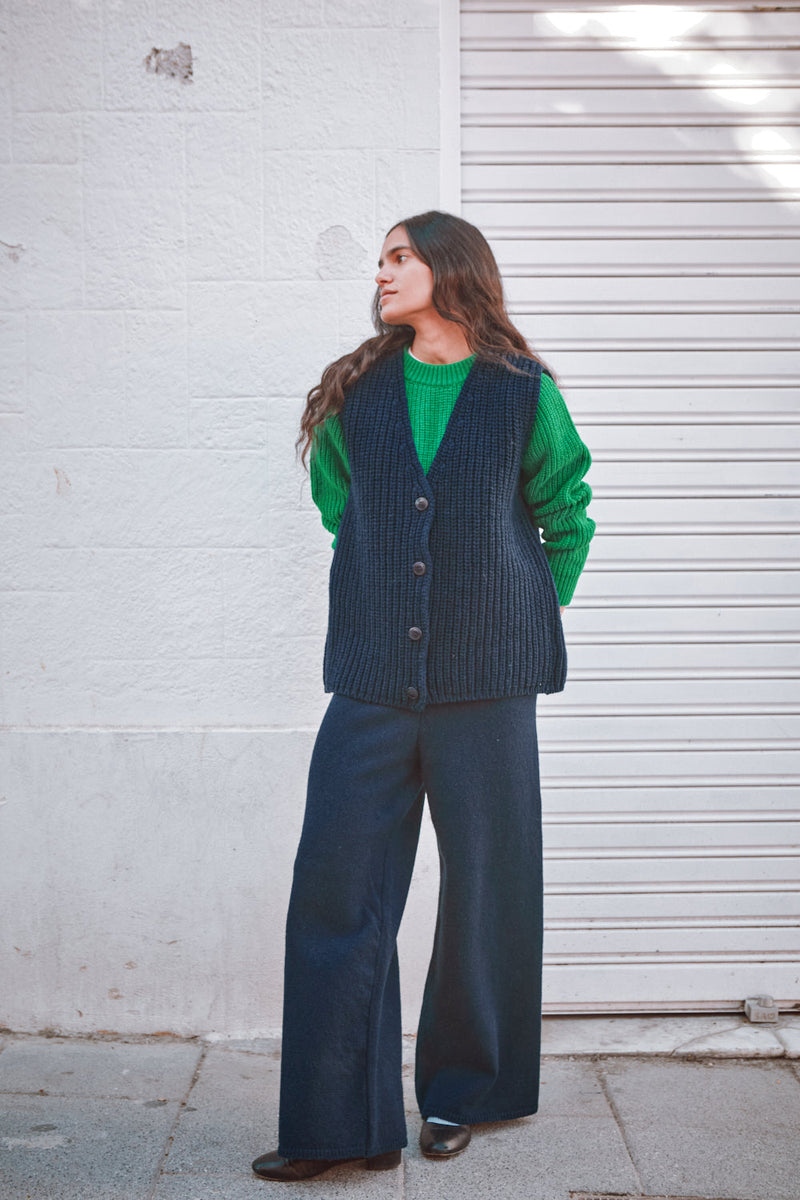 VERA Sleeveless Vest in Merino Wool - Navy