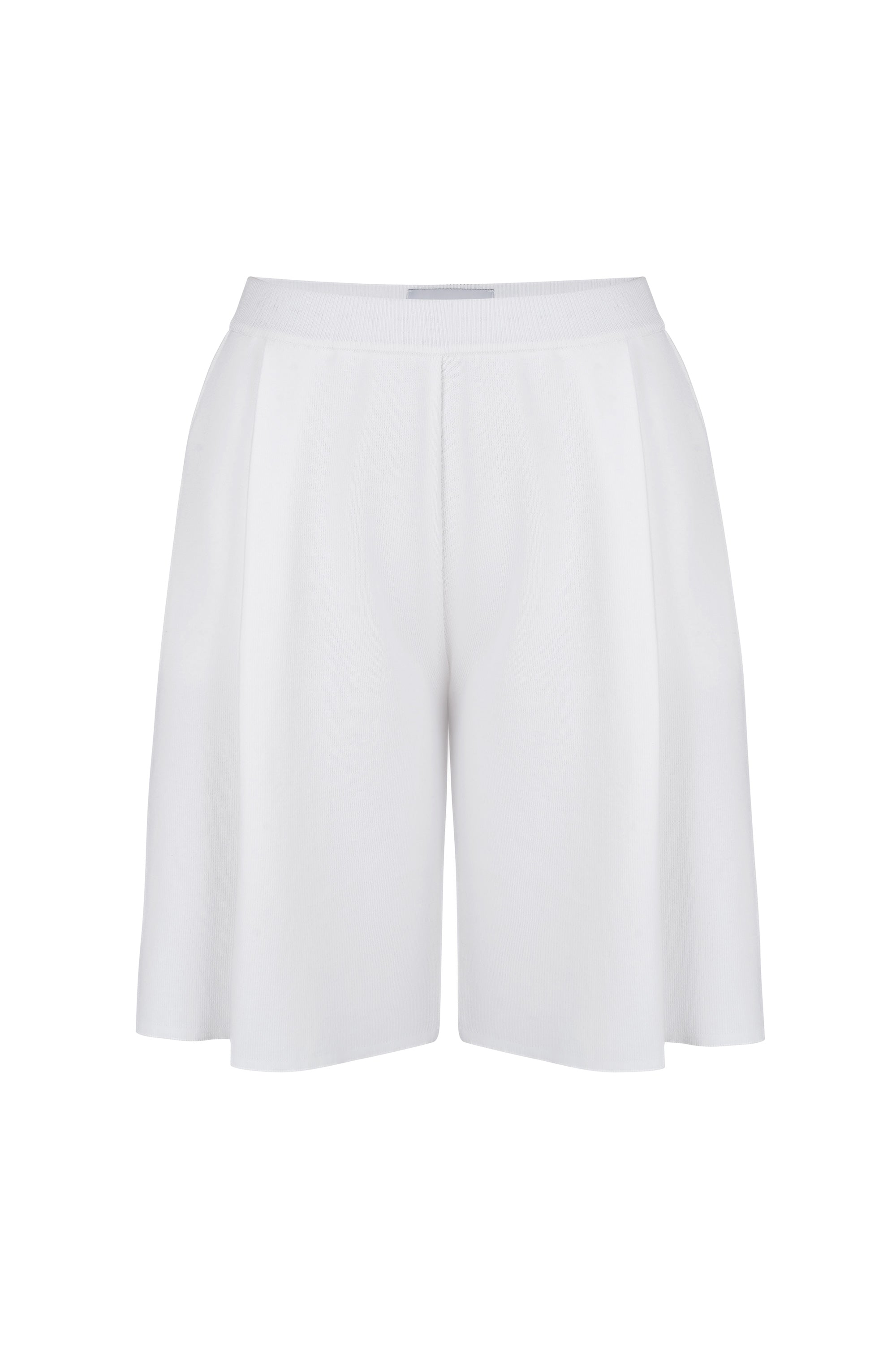 Vento Bermuda shorts White