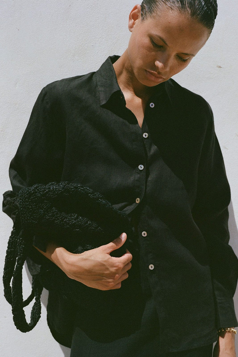 arkitaip Blouses The Gina Oversized Shirt in black