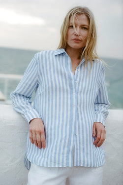 arkitaip Blouses The Gina Oversized Shirt in striped blue