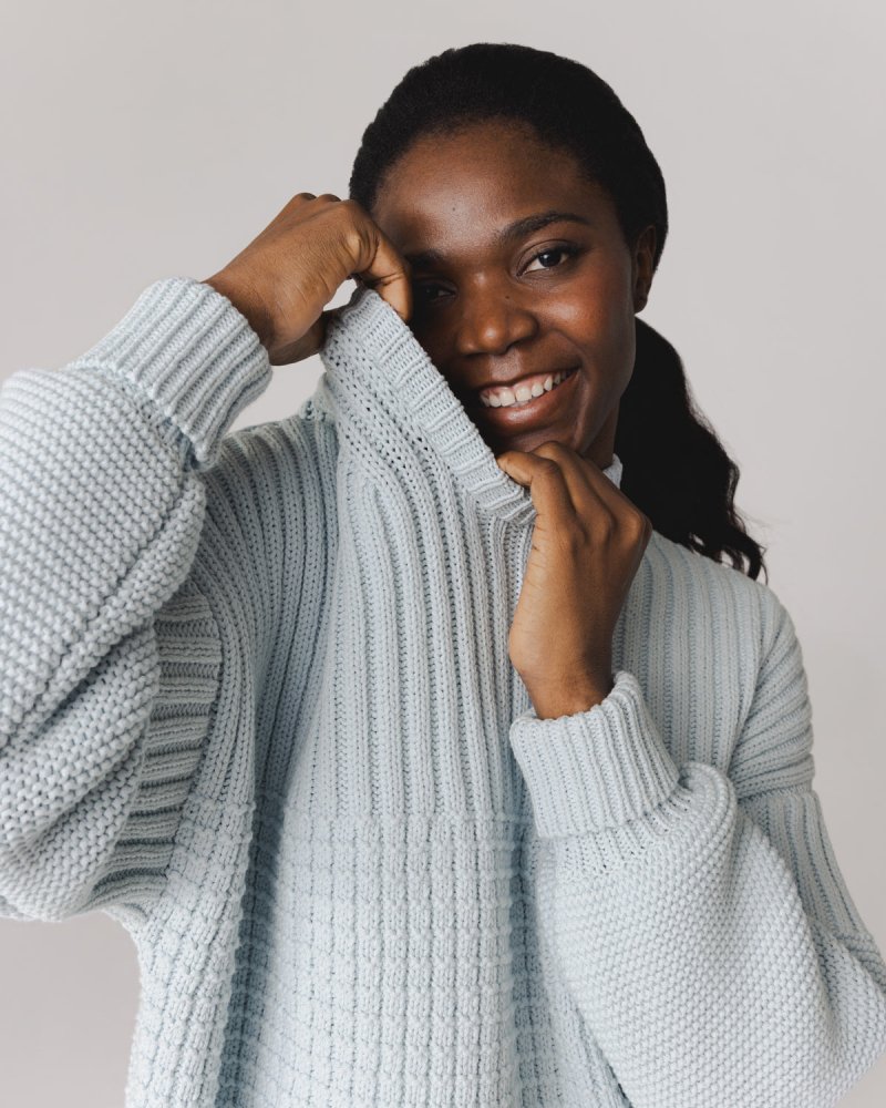 Delčia: Dew Cotton Sweater