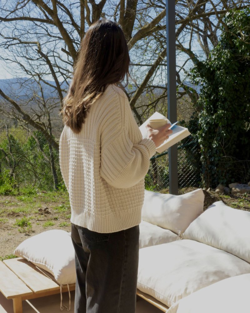Delčia: Oat Cotton Sweater