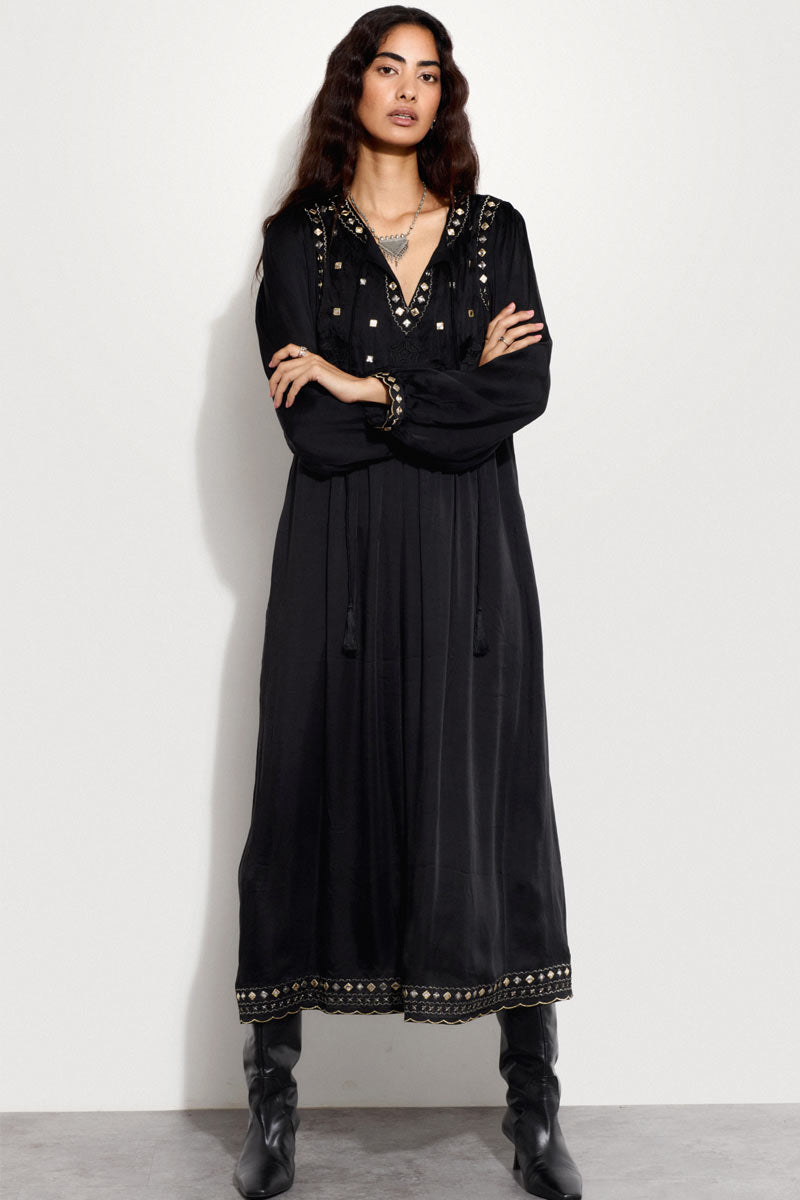 Damia Embroidered Midi Dress