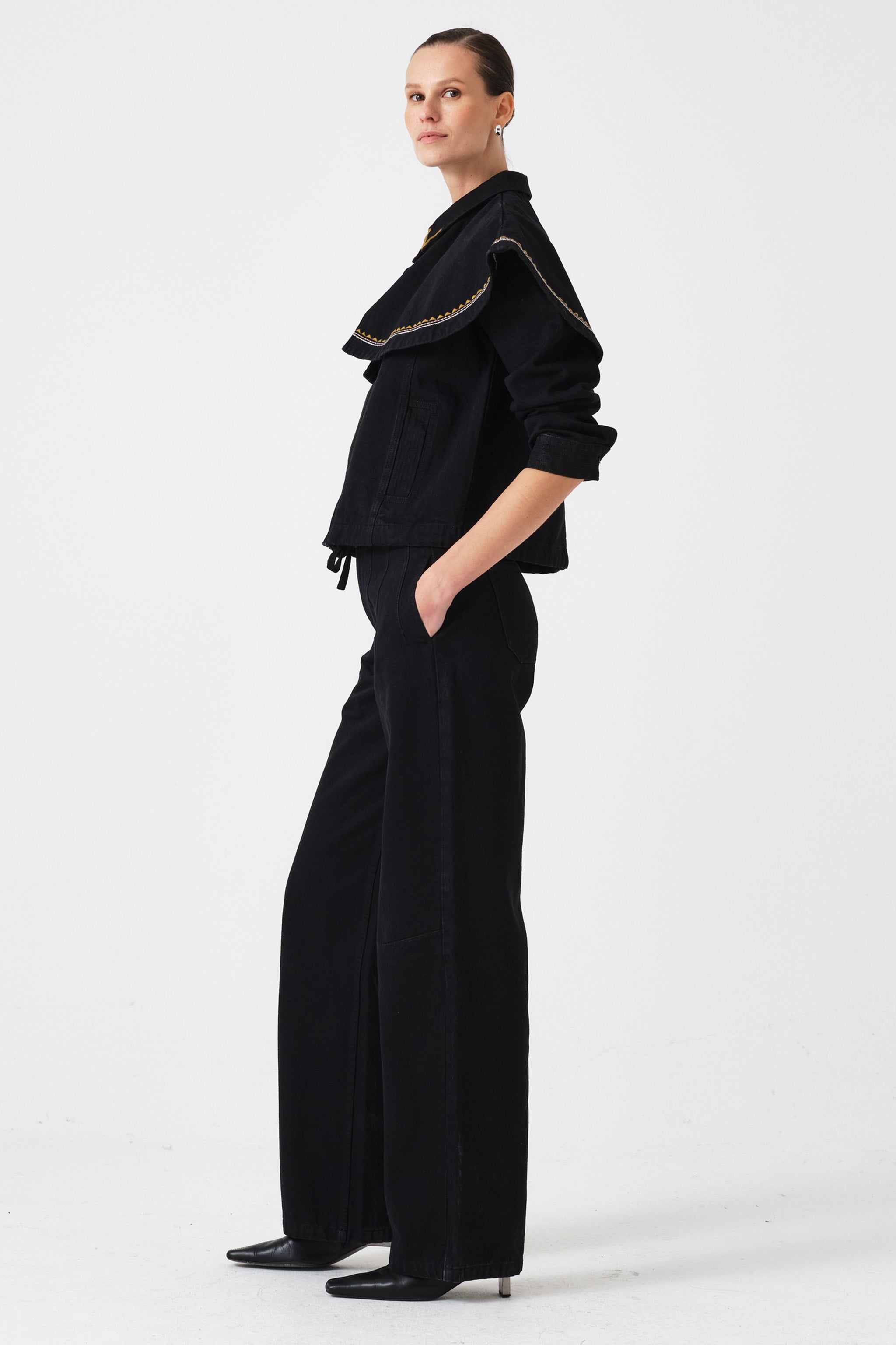 Fara Jacket in Black