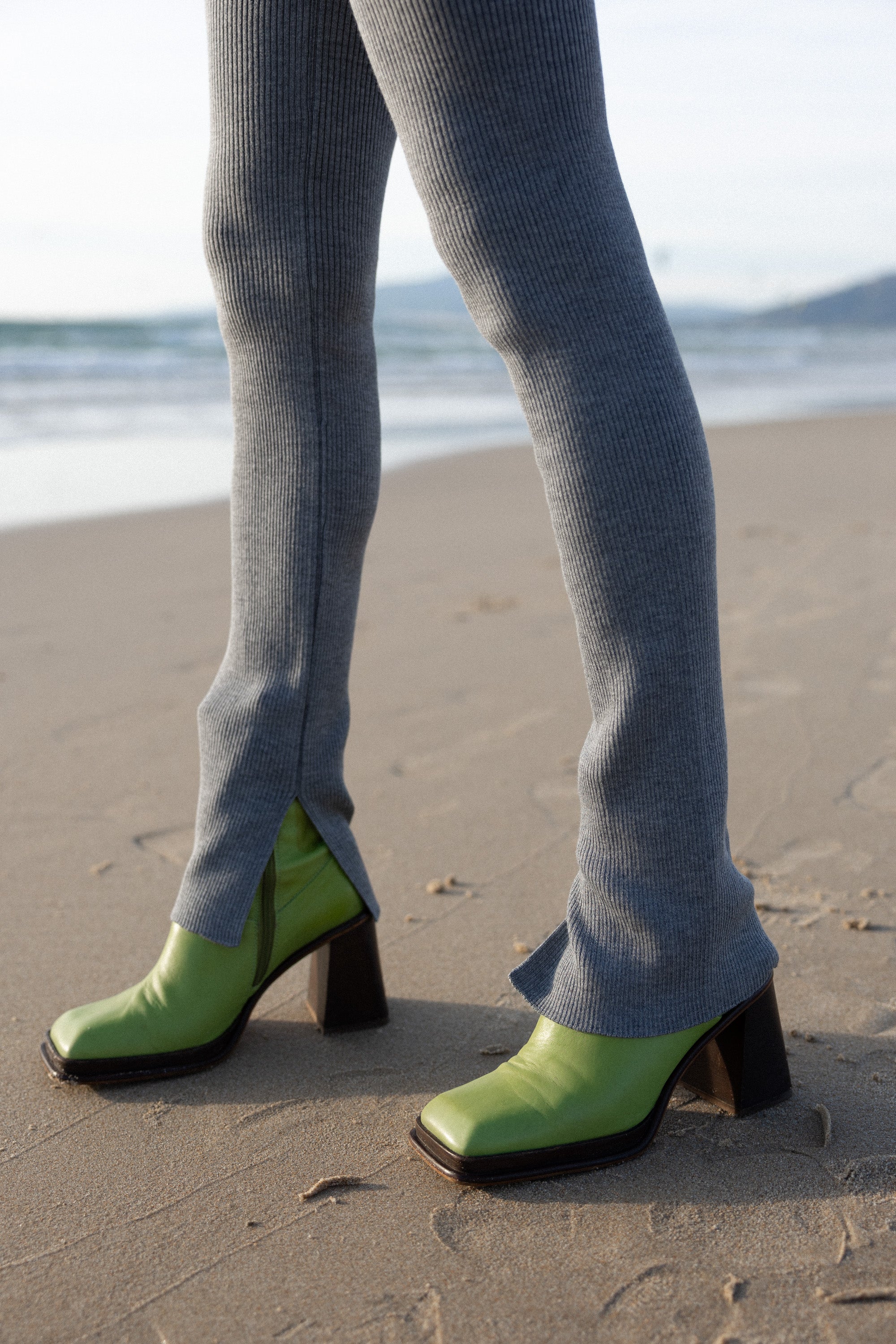 Barra Ribbed 100% Merino Leggings Light Grey