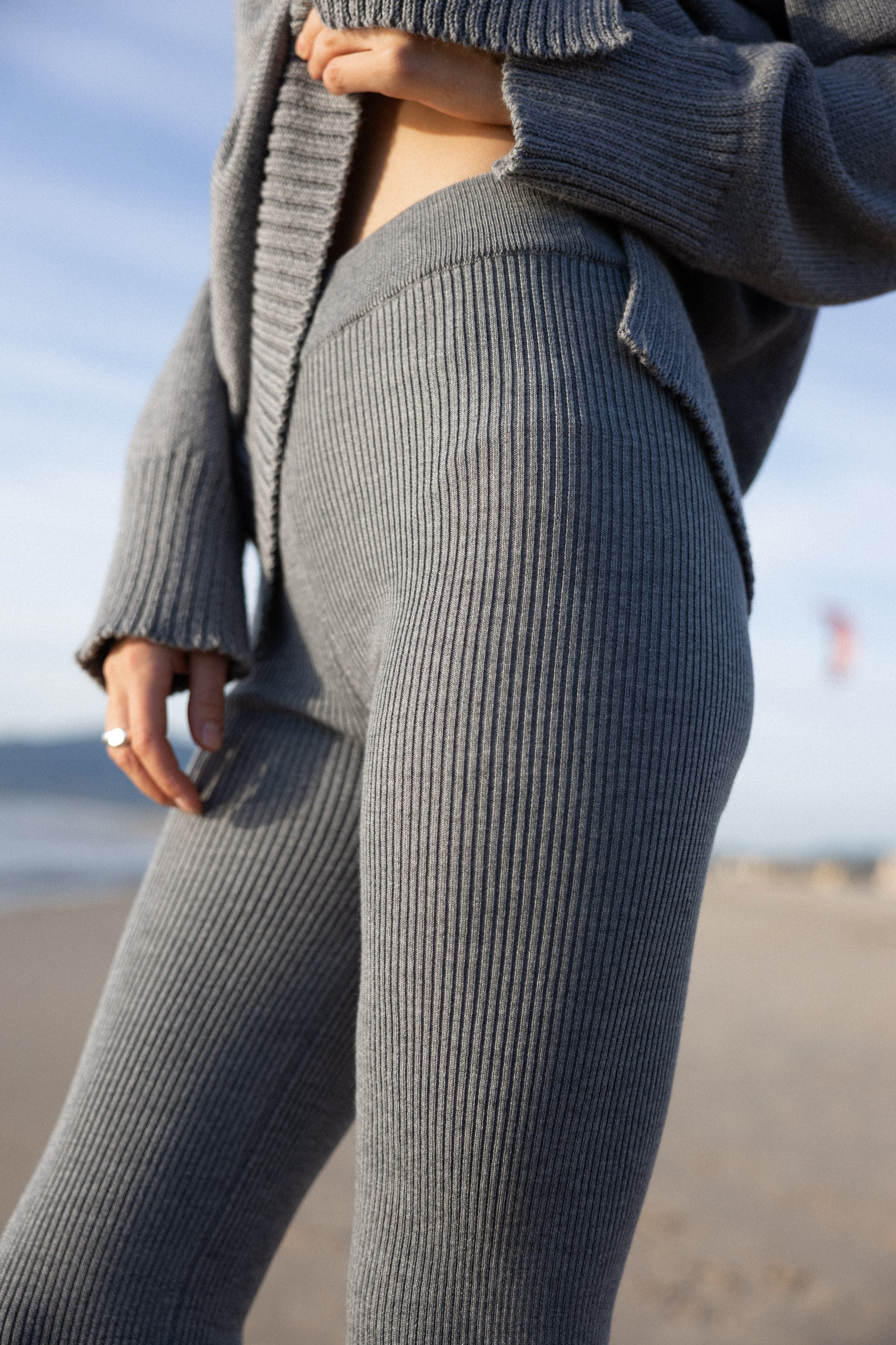 Barra Ribbed 100% Merino Leggings Light Grey