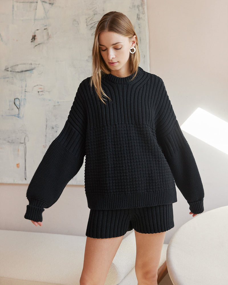 Delčia: Black Cotton Sweater