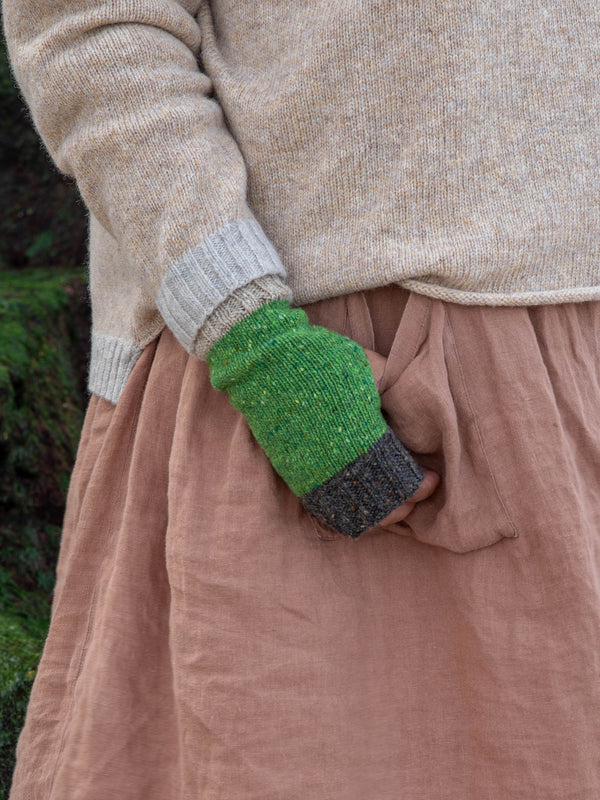 Donegal Wool Wrist Warmers | Leaf Green