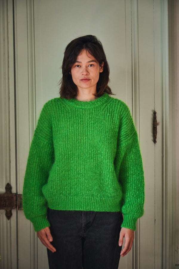 LUCIE Sweater - 100% Cruelty Free Merino mohair Wool in Green Parrott- Spanish Merino Wool sweater - L'Envers