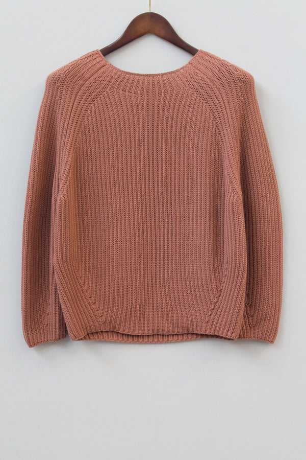 The Claife Organic Cotton Fisherman Rib Sweater in Rosewood Apricot