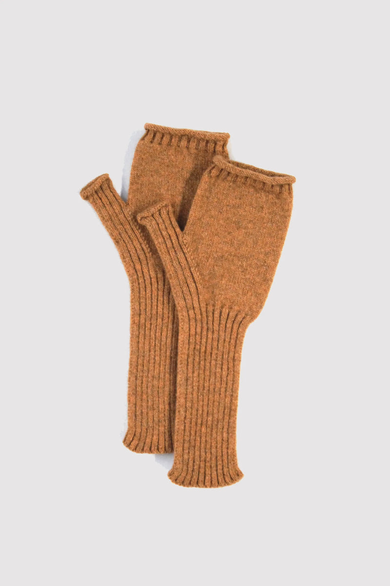 The Nora Lambswool Mittens in Copper