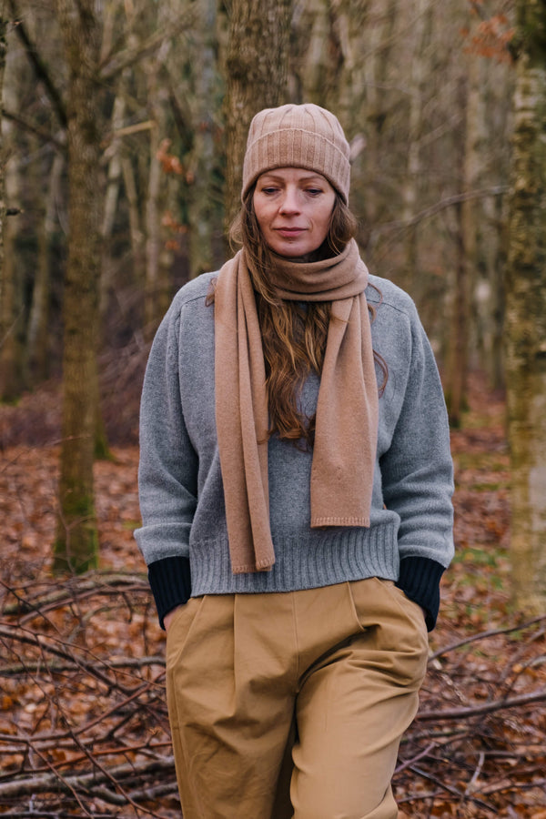 Linnhe scarf is made in Scotland with the finest quality Italian recycled cashmere. Crafted with every attention to detail, the Linnhe scarf has a softly felted finish creating a super soft fine gauge scarf with a small ribbed trim. Timeless, sustainable luxury essentials.